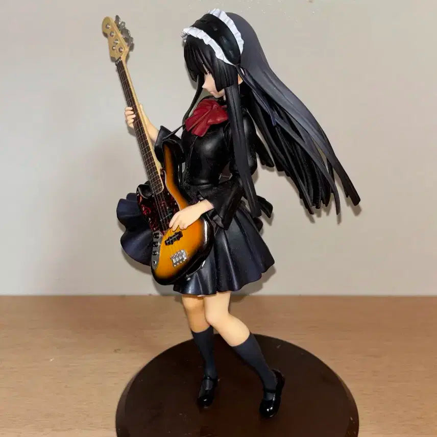 케이온 아키야마 미오 학원제 메이드복 피규어