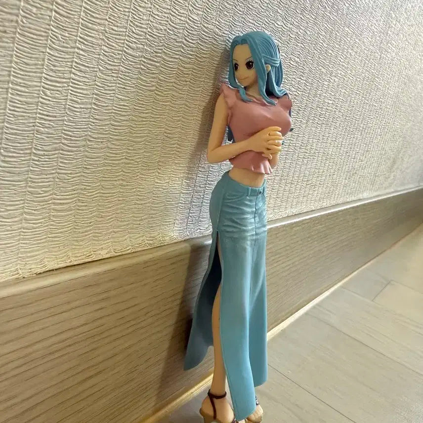 원피스 비비 네펠타리 정품 피규어
