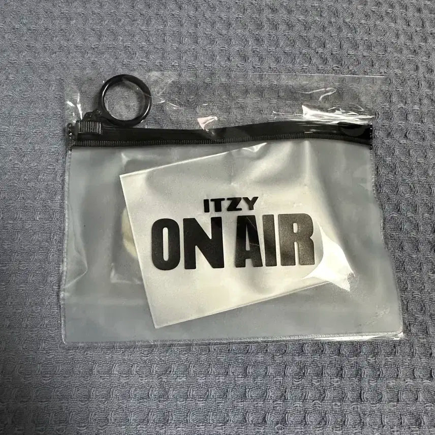 있지 팬미팅 입장굿즈 풀셋팝니다