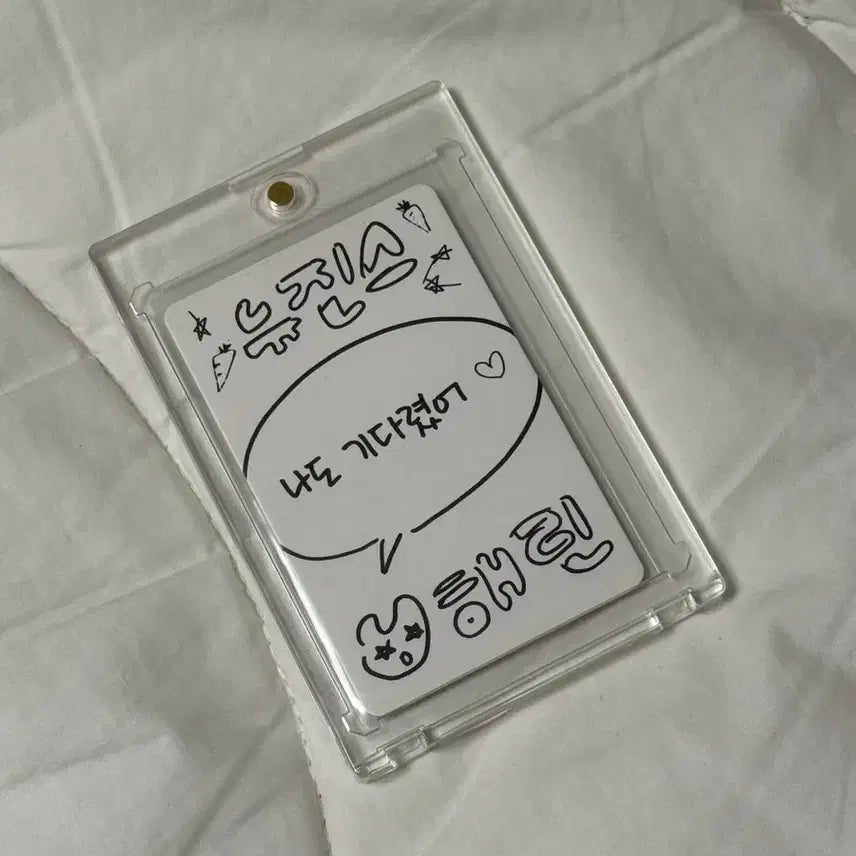 뉴진스 농구복해린 포카 S급 양도합니다!