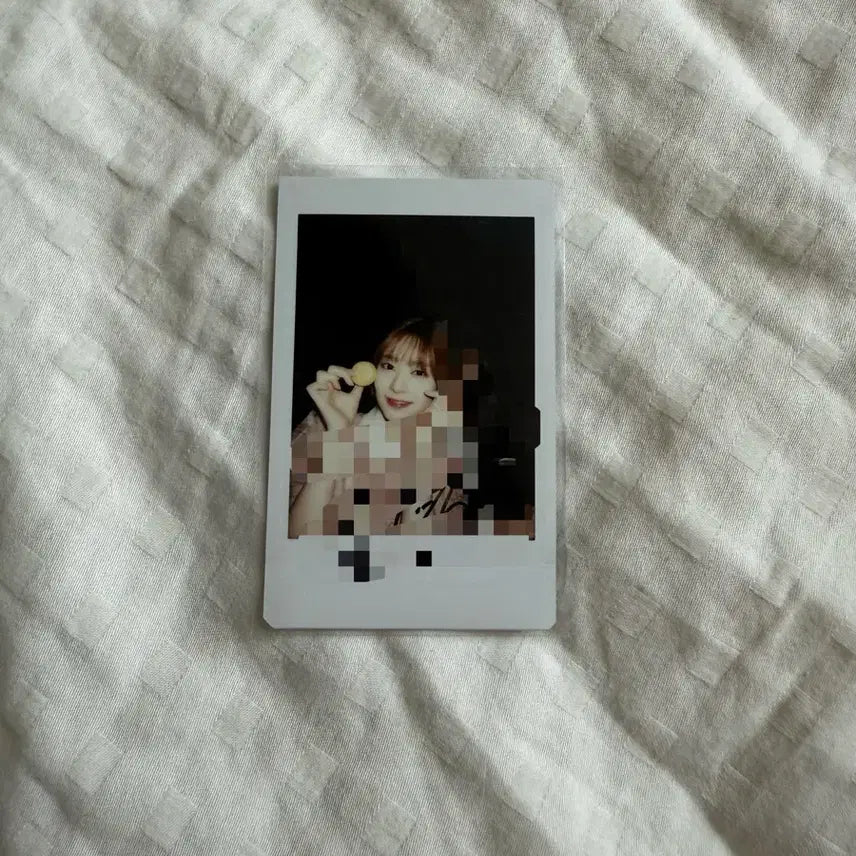 아이즈원 민주 싸인 폴라 양도합니다