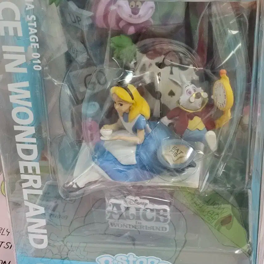 (미개봉)비스트킹덤 디즈니 앨리스 디오라마 피규어 정품