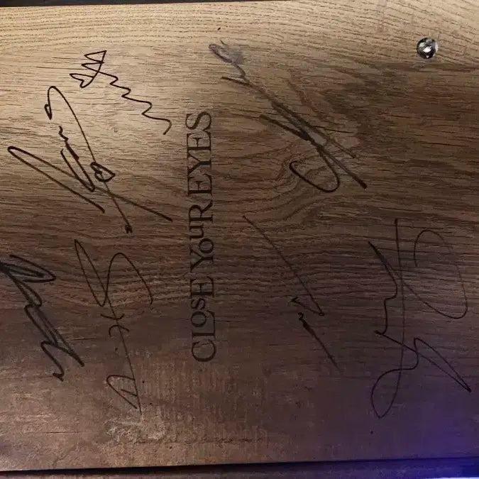 클로즈유어아이즈 CLOSE YOUR EYES 비매 싸인앨범