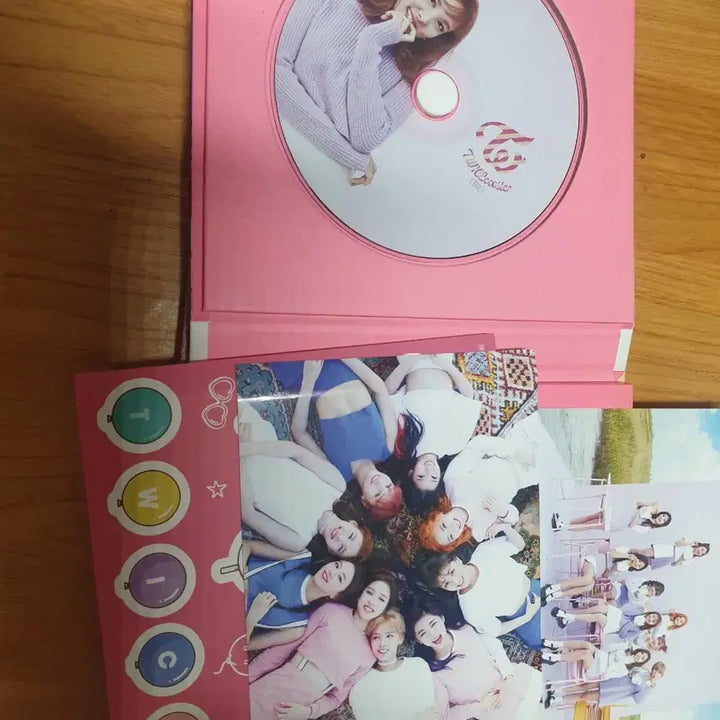 트와이스 cd 새제품 판매합니다