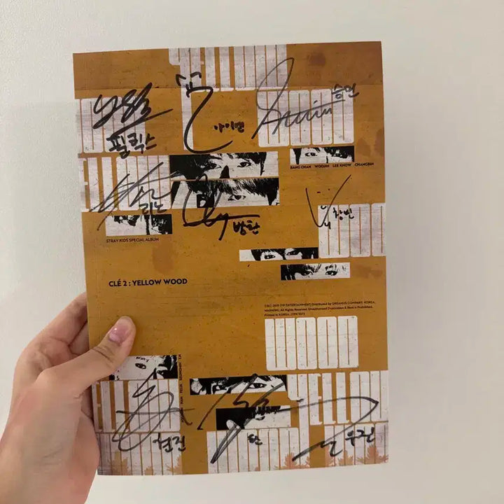 스트레이키즈 비매 친필 싸인 앨범 판매 yellow wood 스키즈