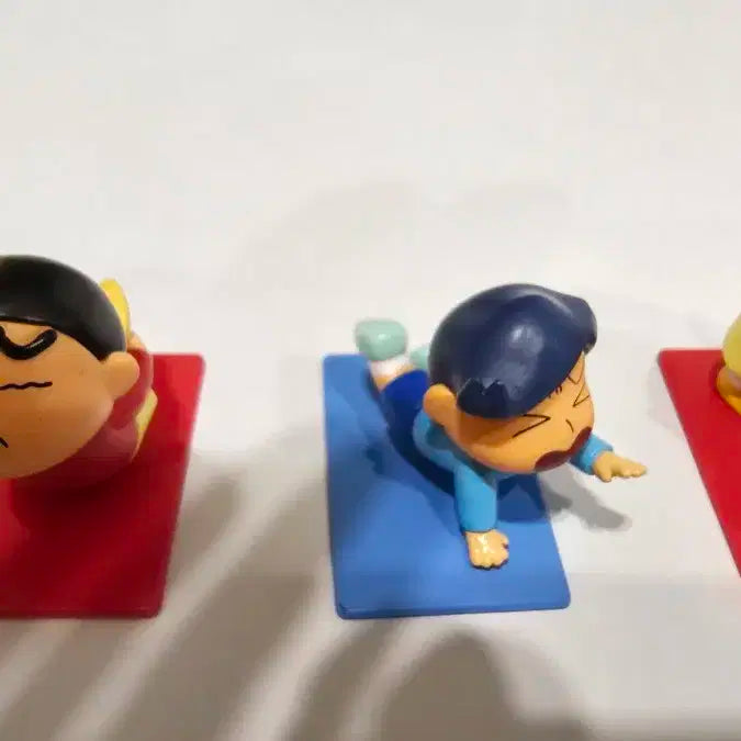 짱구 요가 피규어