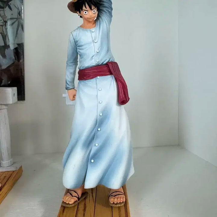 원피스 드라마틱 쇼케이스 루피 피규어 판매해요