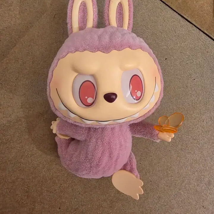 라부부 팝마트 피규어 팝니다