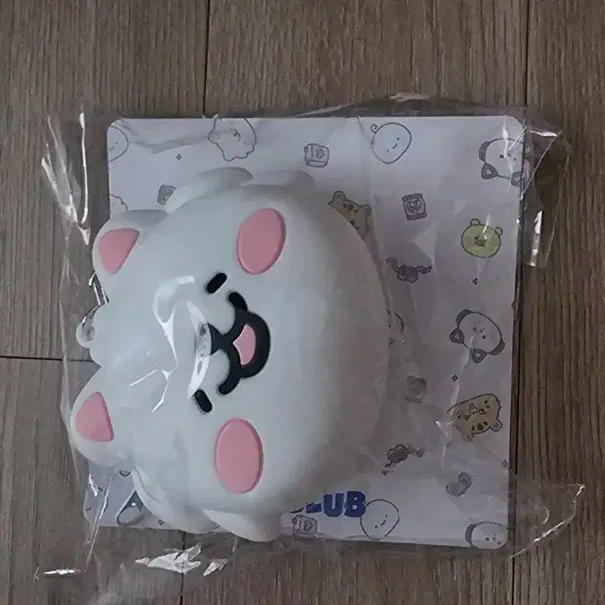 르세라핌 카즈하 핌즈클럽 즈하롱 실리콘 파우치