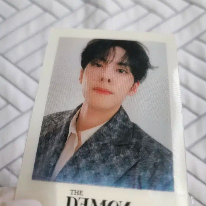 데이식스 데몬 원필 렌티큘러 특전