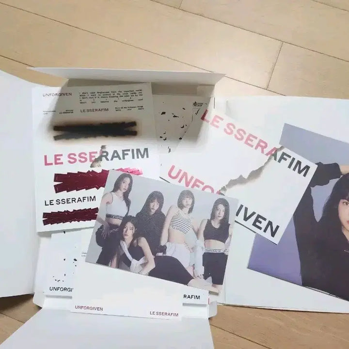 르세라핌 unforgiven 앨범