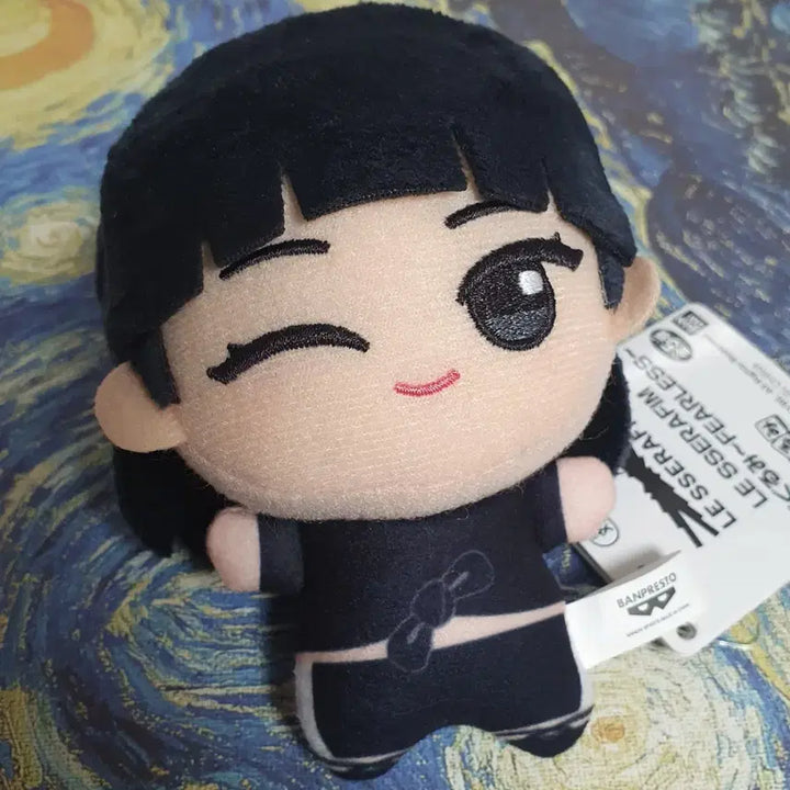 르세라핌 김채원 피어리스 반다이 치비구루미 누이인형 키링