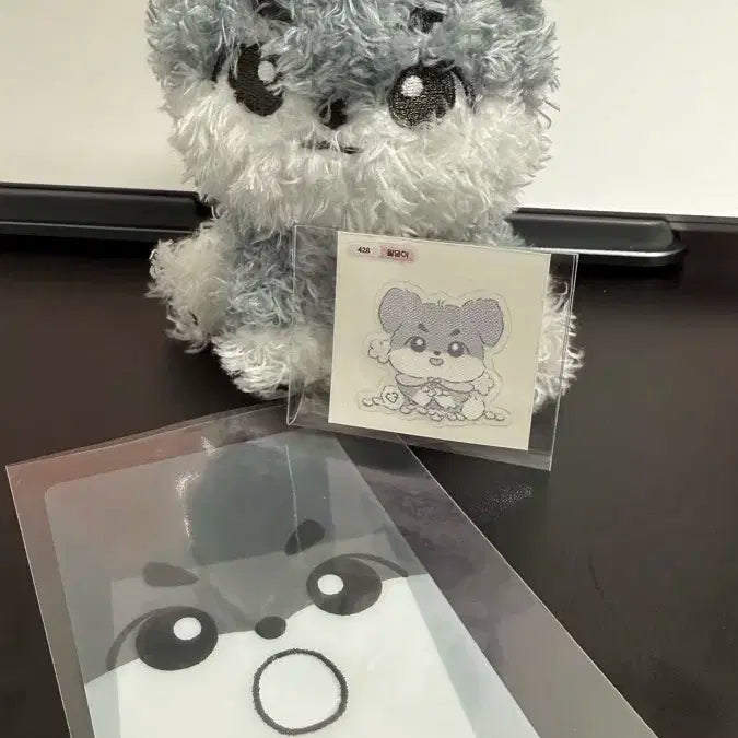 (배송비포함안전결제)데이식스 원필 필댕이 양도