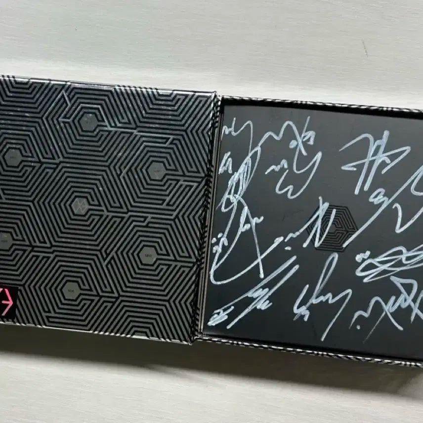 엑소 중독 싸인 앨범 비매 12인