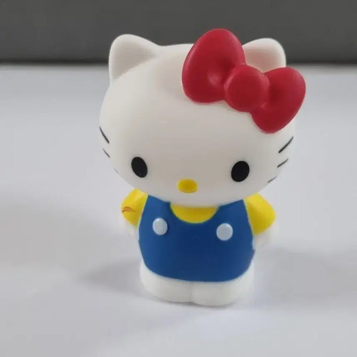 헬로키티 피규어