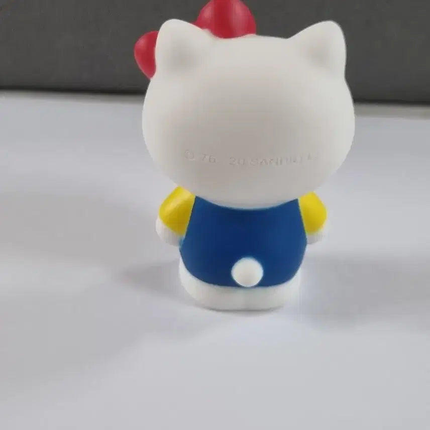 헬로키티 피규어