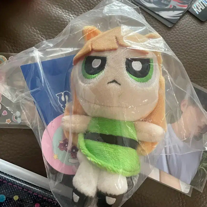뉴진스 해린 미개봉 인형 팔아요
