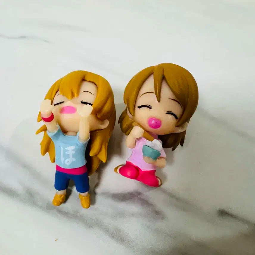 데스크 가챠 피규어 2개 세트