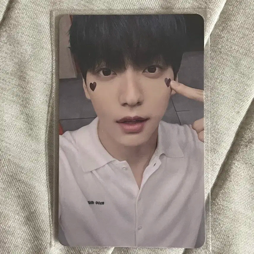 번장최저가)투바투 수빈 생츄어리 위버스 재팬 럭드