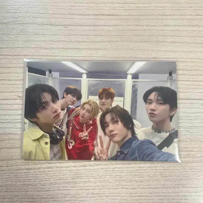 보넥도 보이넥스트도어 낙온 콘서트 백팩 가방 특전포카 단체포카