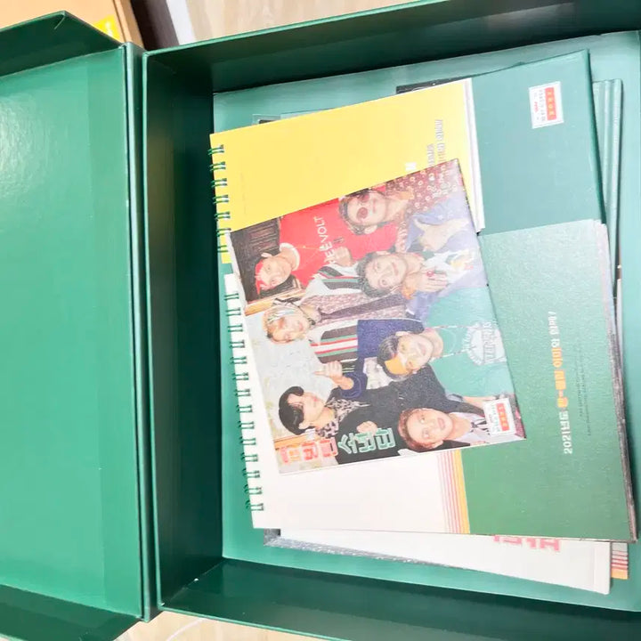 방탄 2021 시즌그리팅 지민사진 달력포함