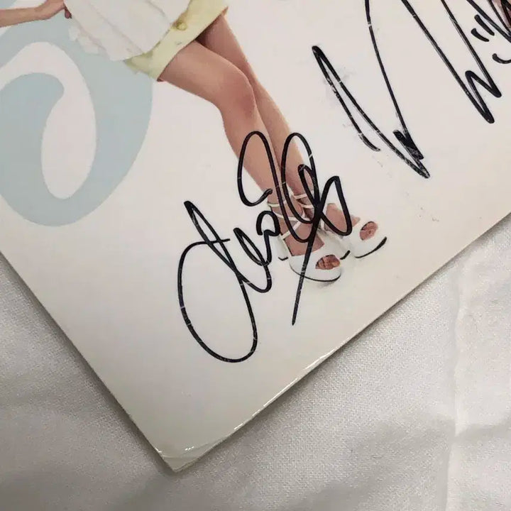 Aoa 단발머리 싸인 앨범 초아 설현