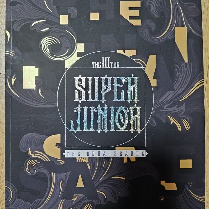 슈퍼주니어 10집 르네상스 앨범(이특 동해 시원버전)