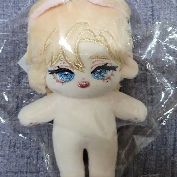 플레이브 비공굿 솜인형 10cm 빵긋노아