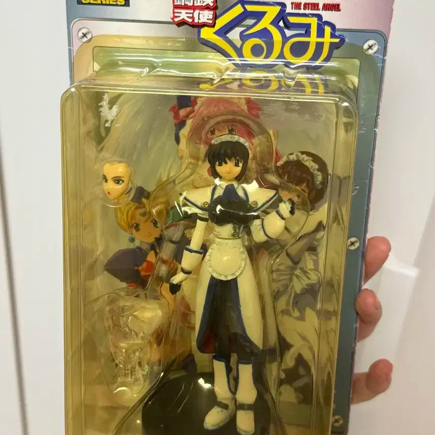 강철천사 쿠루미 고전 피규어
