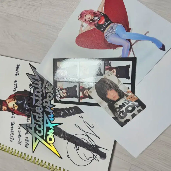 레드벨벳 슬기 솔로 2집 싸인 메시지 비매 앨범 포스터