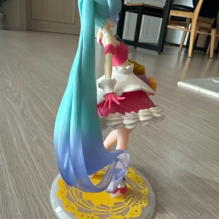 미쿠피규어 팝니다