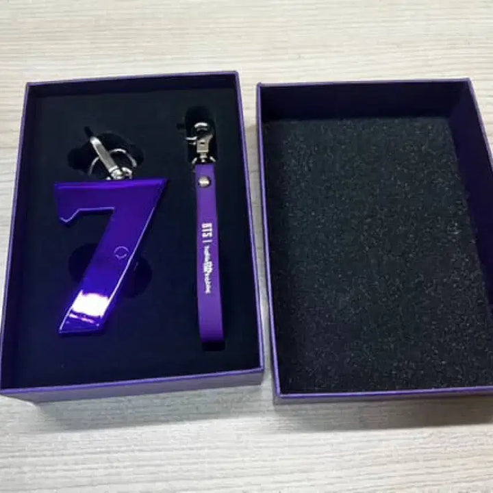 방탄소년단 베스킨라빈스 콜라보 시그널라이트