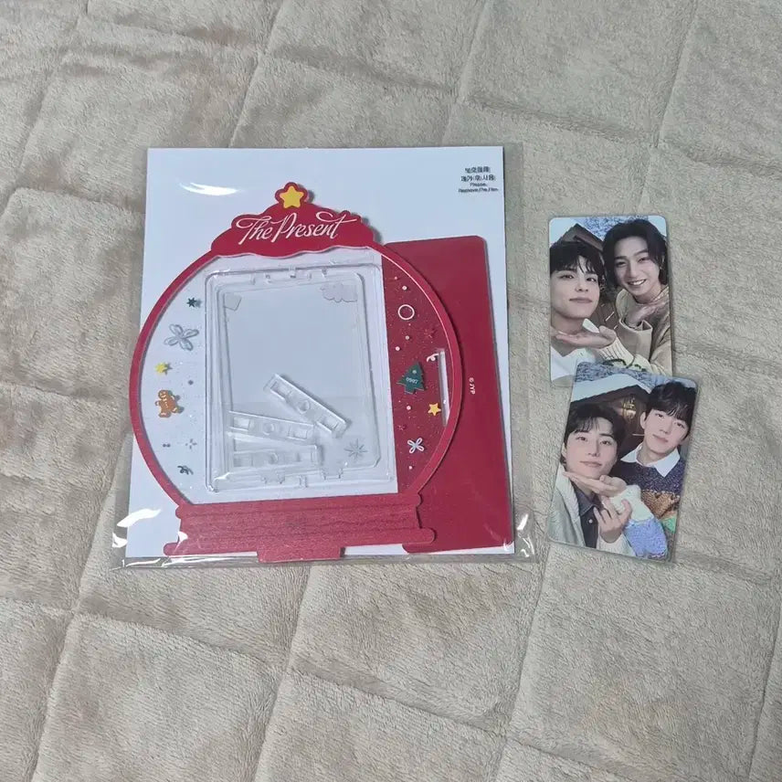 데이식스 후리스 유닛 포카 + 아크릴 스탠드