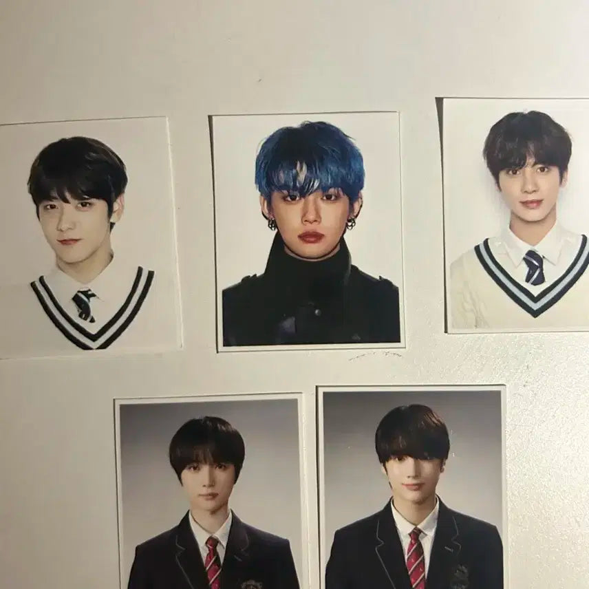 투모로우바이투게더 증명사진 증사