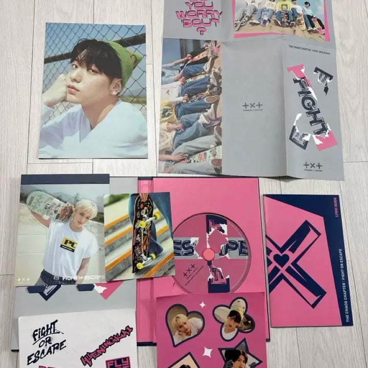 투모로우바이투게더 Fight or Escape 앨범