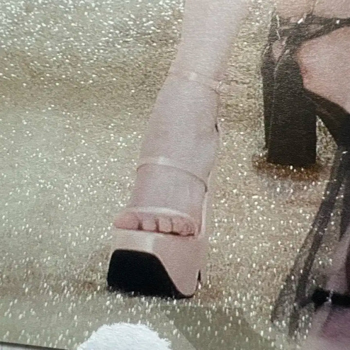 르세라핌 ANTIFRAGILE 2ND 미니 앨범