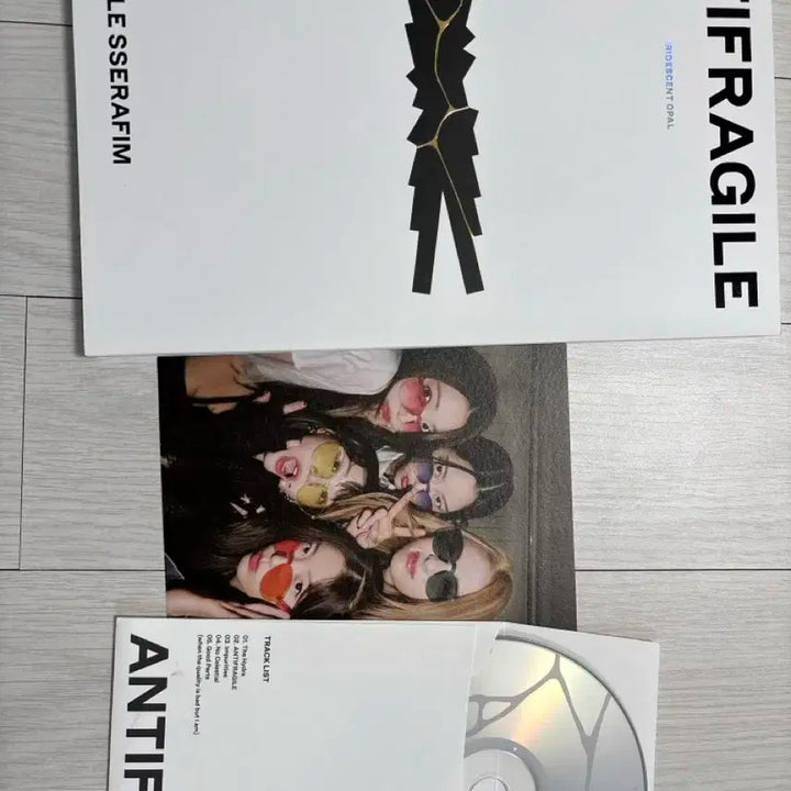 르세라핌 ANTIFRAGILE 2ND 미니 앨범