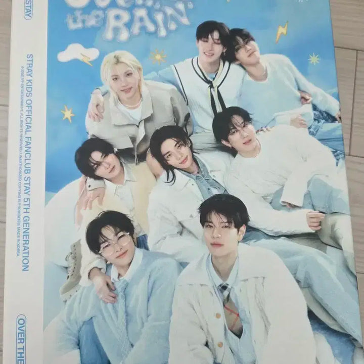 스테이5기 키트 및 포카 증사 팝니다