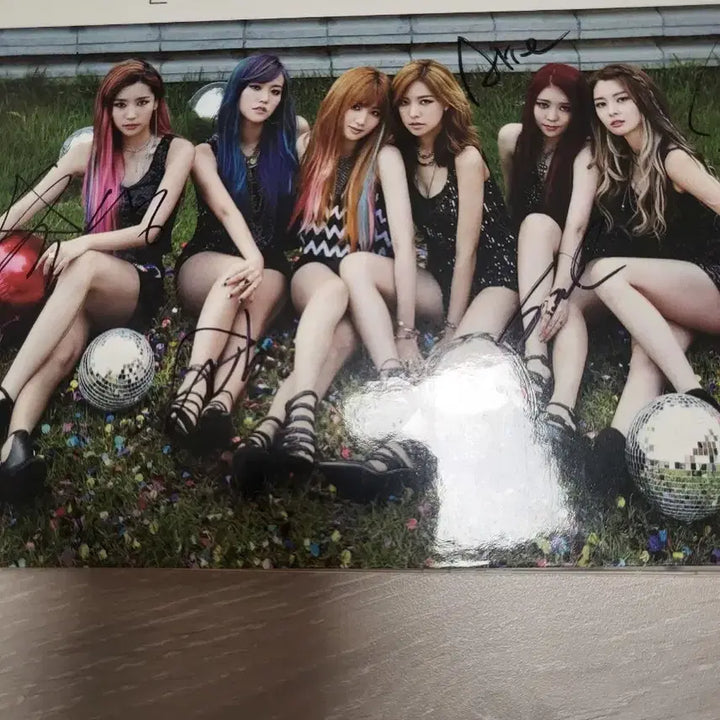 헬로비너스  앨범 친필 사인