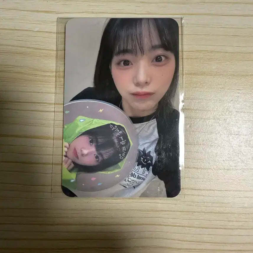 QWER 팝업 특전 포카