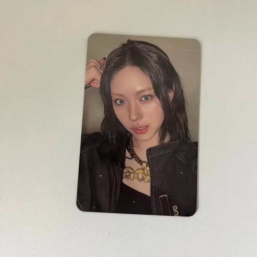 있지 류진 골드 스페셜 에디션 포카