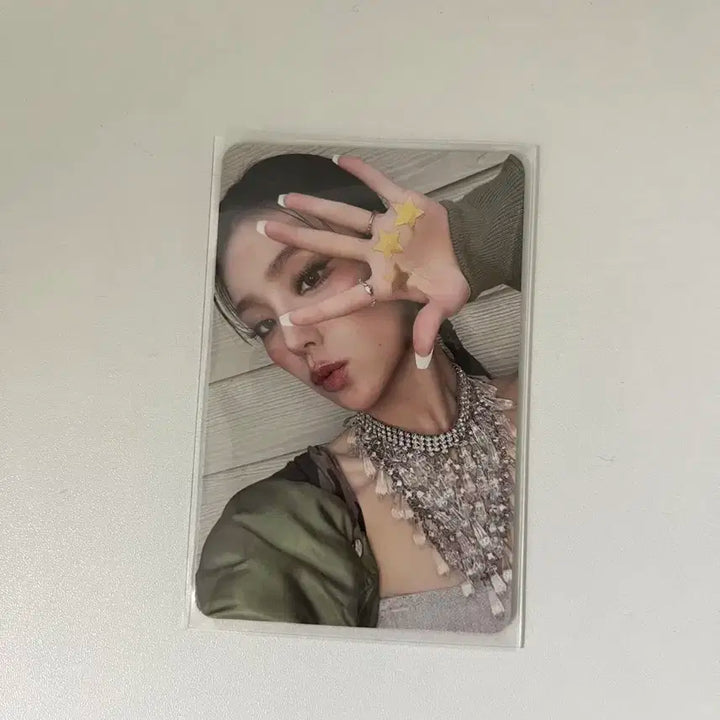 있지 예지 골드 스페셜 에디션 포카