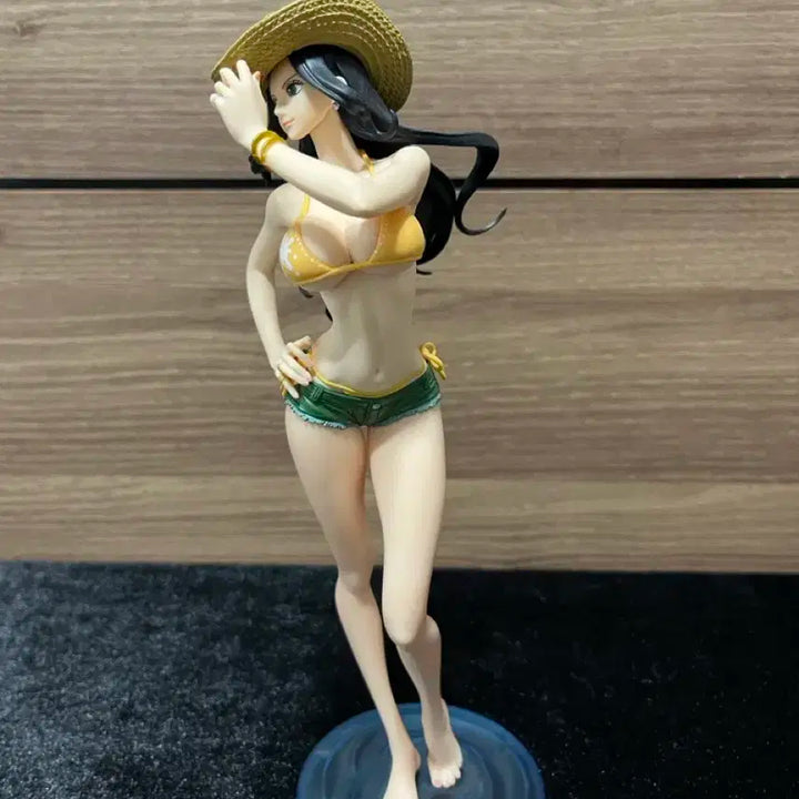 반프레스토 원피스 니코로빈 피규어