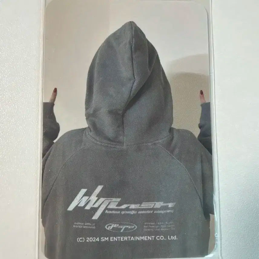 카리나 위플래쉬 후디세트 md 포카 팔아요!