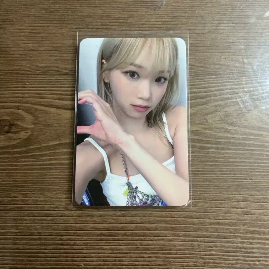 르세라핌 채원 easy 사운드웨이브 사웨 포카 양도