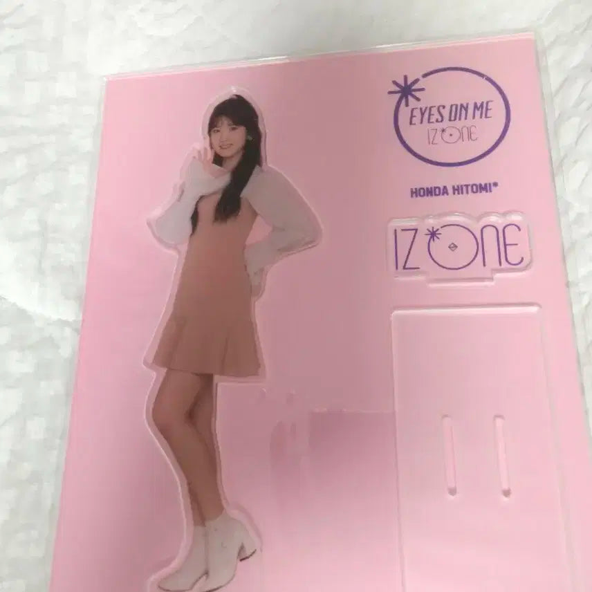 (미개봉) 아이즈원 혼다히토미(히토미) 아크릴스탠드 팝니다.