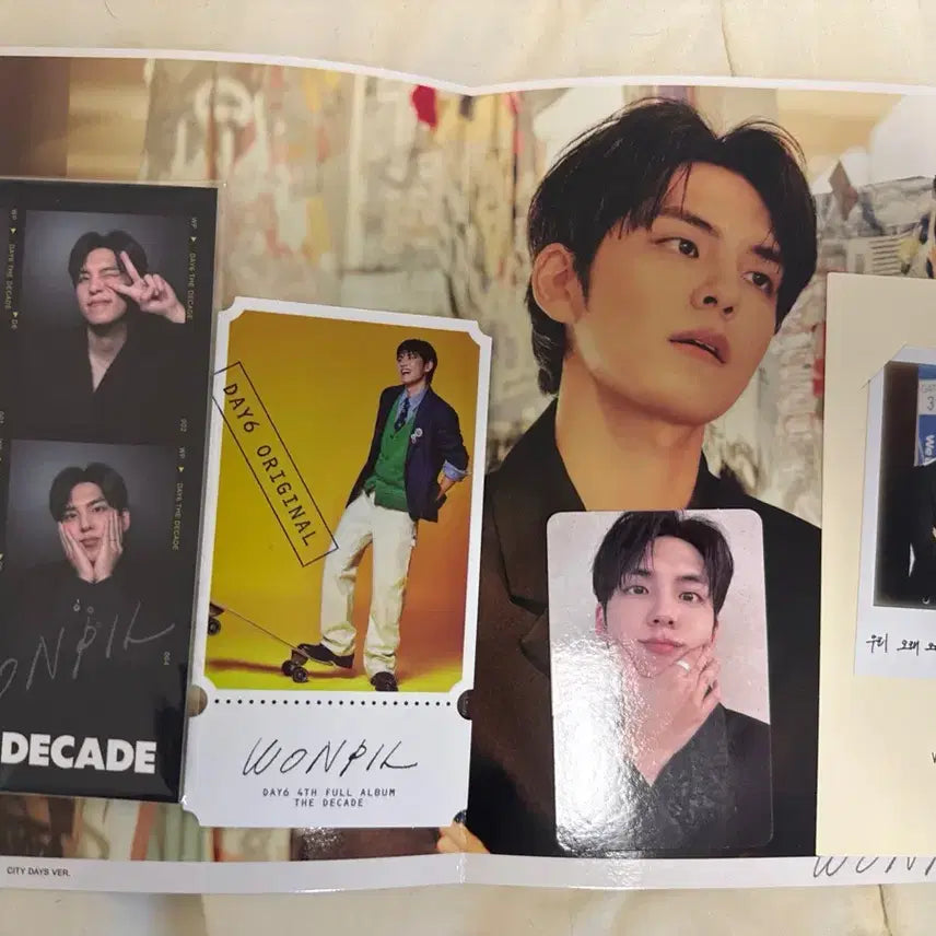 데이식스 원필 세트 더데케이드 포카 네컷 티켓 포스터