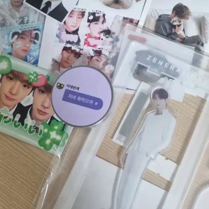 더보이즈 현재 아크릴 스탠드 판매