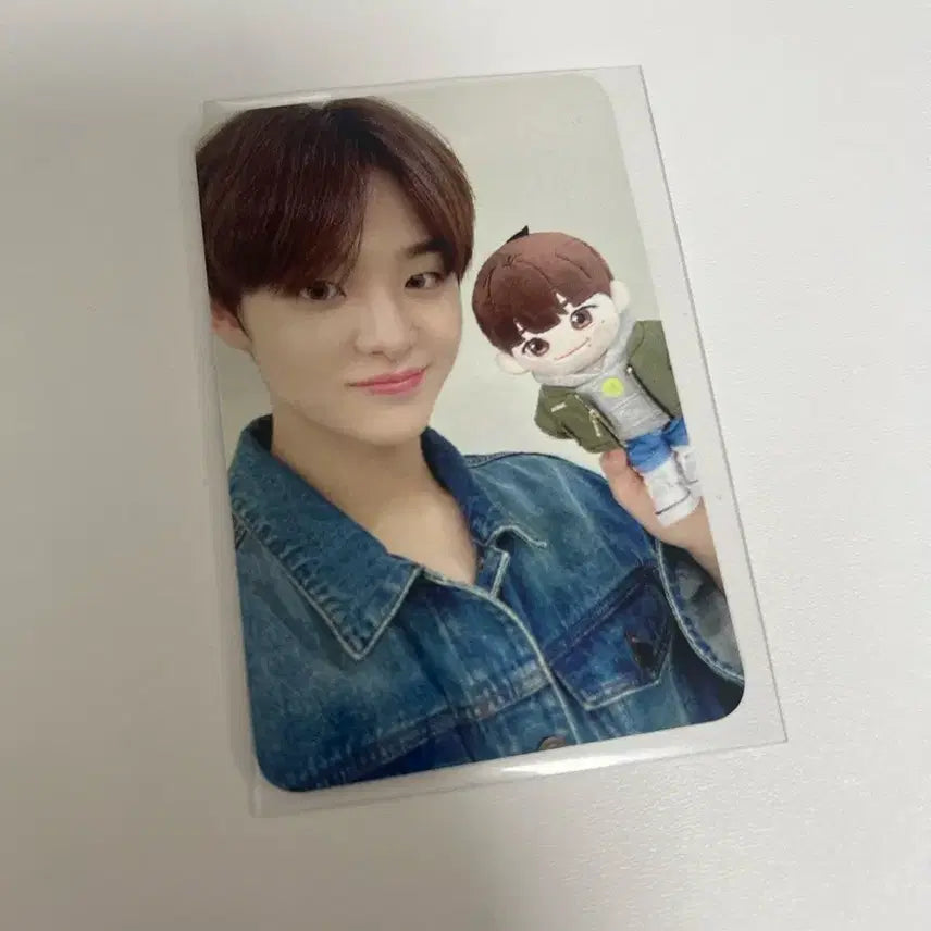 트레저 지훈 플러쉬돌 포카