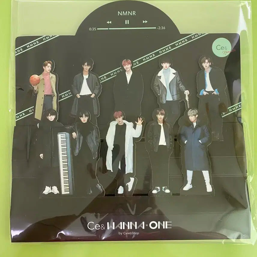 워너원 씨이앤 패딩 한정 팝업카드